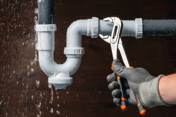 Professional Gas Line Repair technician working in Hughesville, MD
